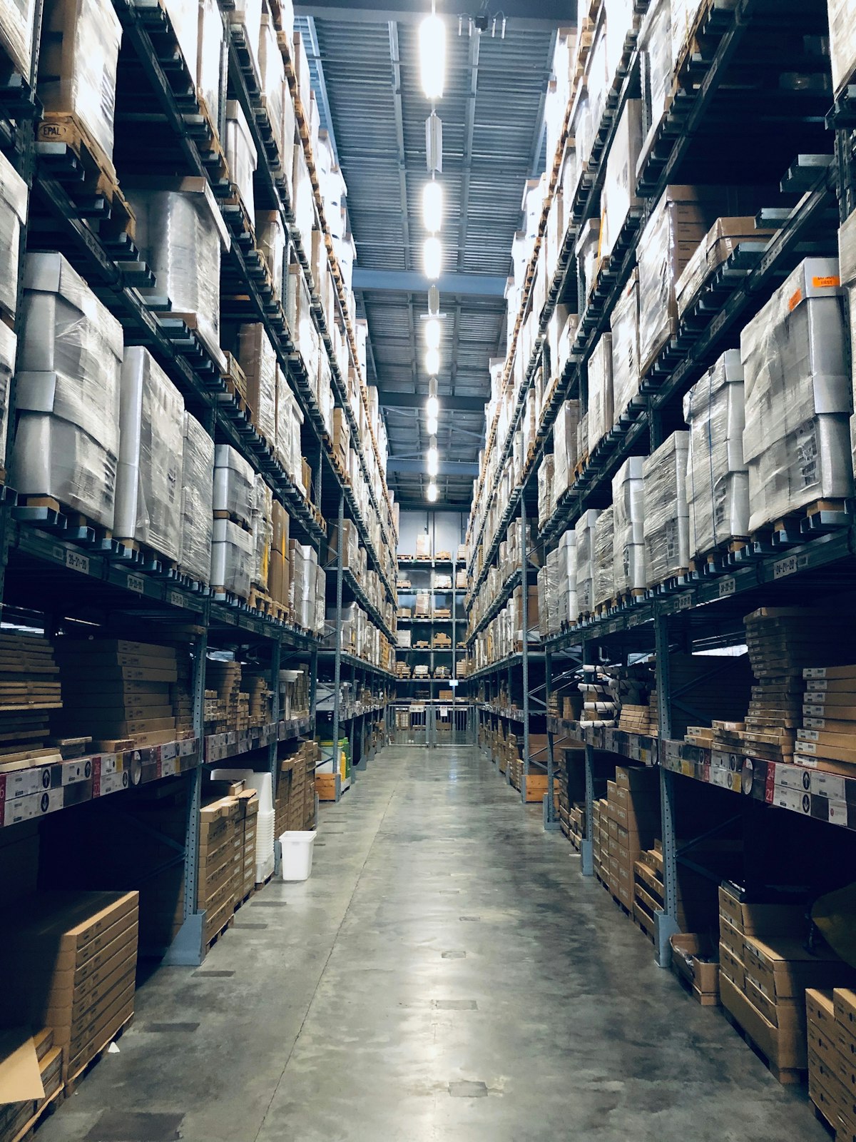 Soap-Man warehouse for bulk ice melt pallet orders